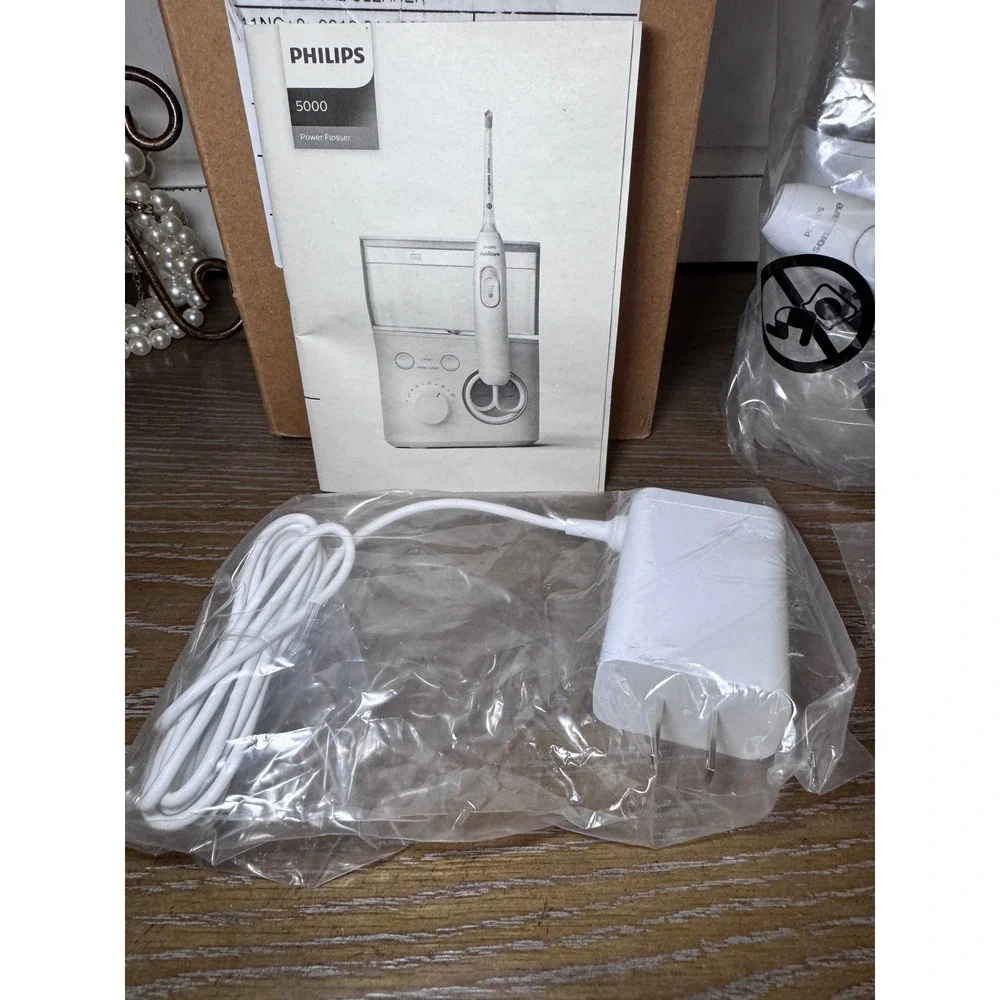 Philips Sonicare Power Flosser 5000 Interdental Cleaner White HX3811/20
